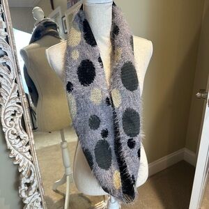 Versona Plush Infinity Scarf